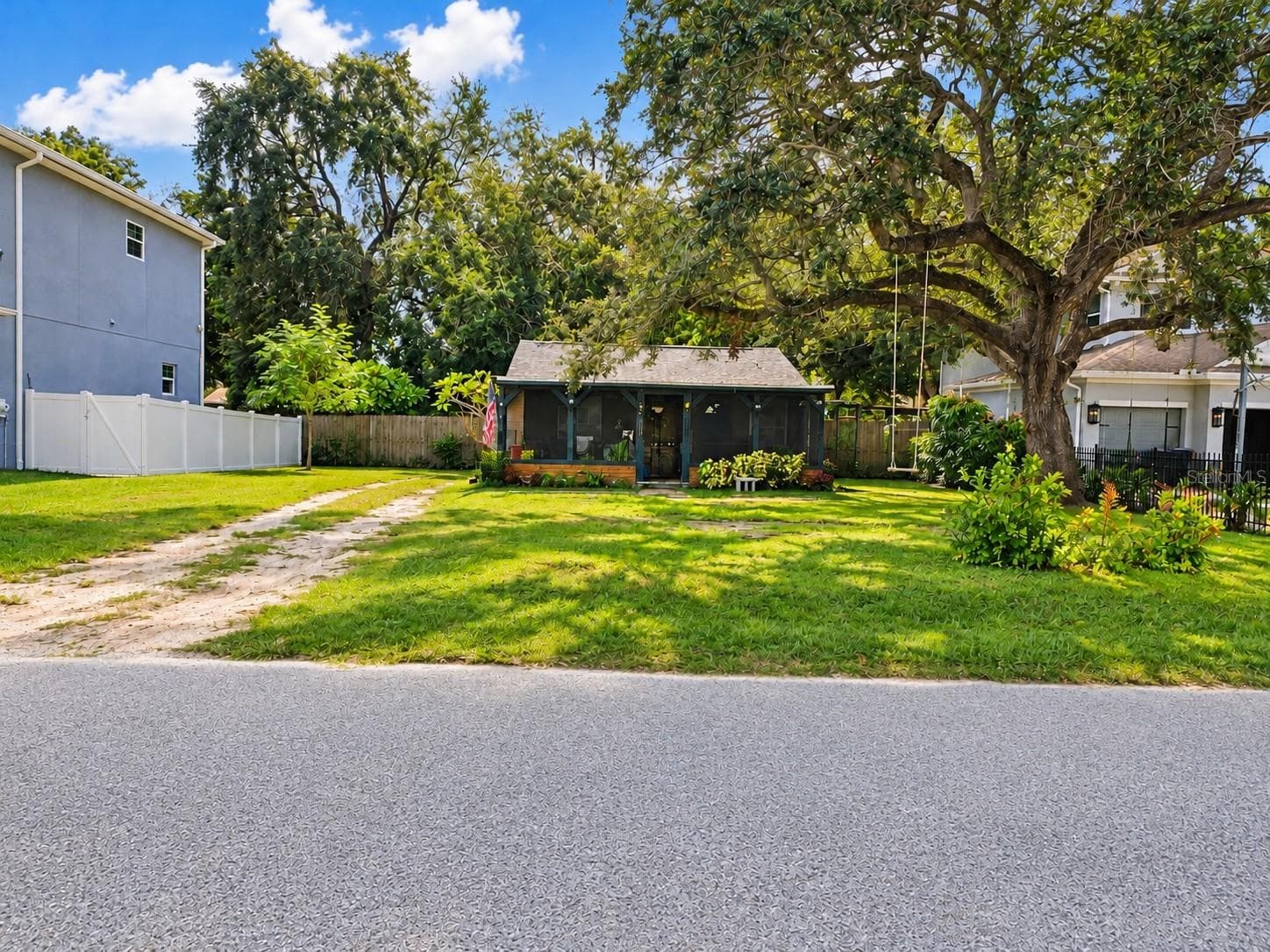 3707 W BAY AVE