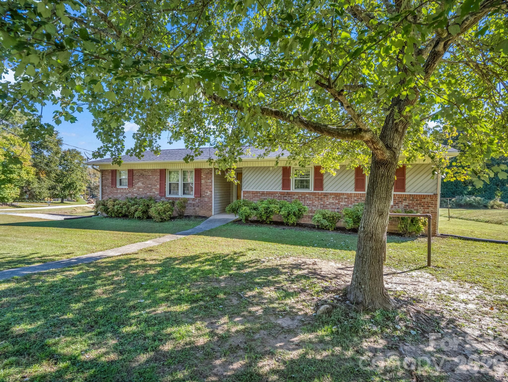 Single Family Residence at 292 Bridges Drive, Forest City, photo 3 of 41