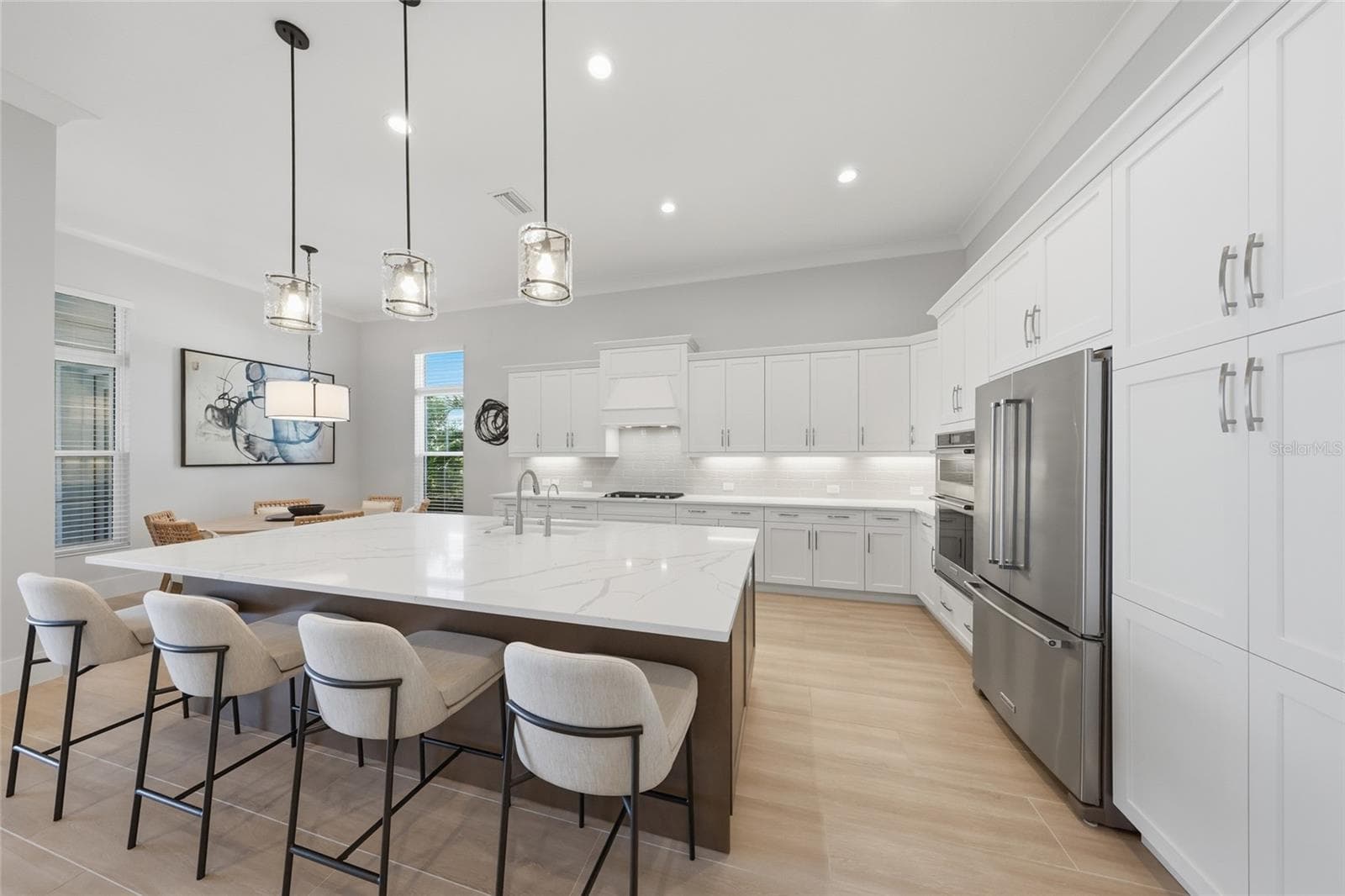 Single Family Residence at 8281 PAVIA WAY, LAKEWOOD RANCH, photo 17 of 98