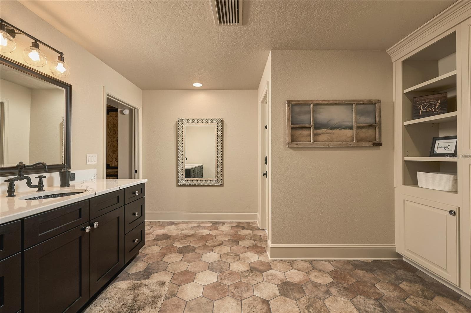 Single Family Residence at 460 HOWARD AVE, LAKELAND, photo 33 of 92