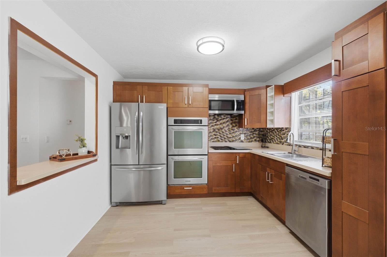 Single Family Residence at 3010 EMERSON AVE S, ST PETERSBURG, photo 18 of 58
