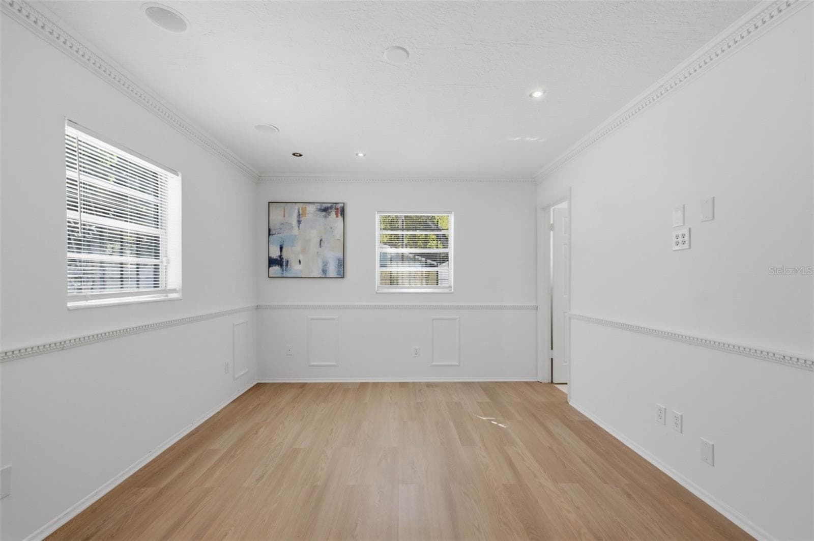 Single Family Residence at 3010 EMERSON AVE S, ST PETERSBURG, photo 35 of 58