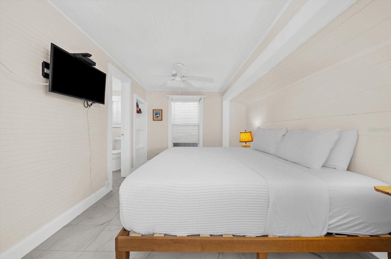 Single Family Residence at 19 CAMBRIA ST, CLEARWATER, photo 12 of 63