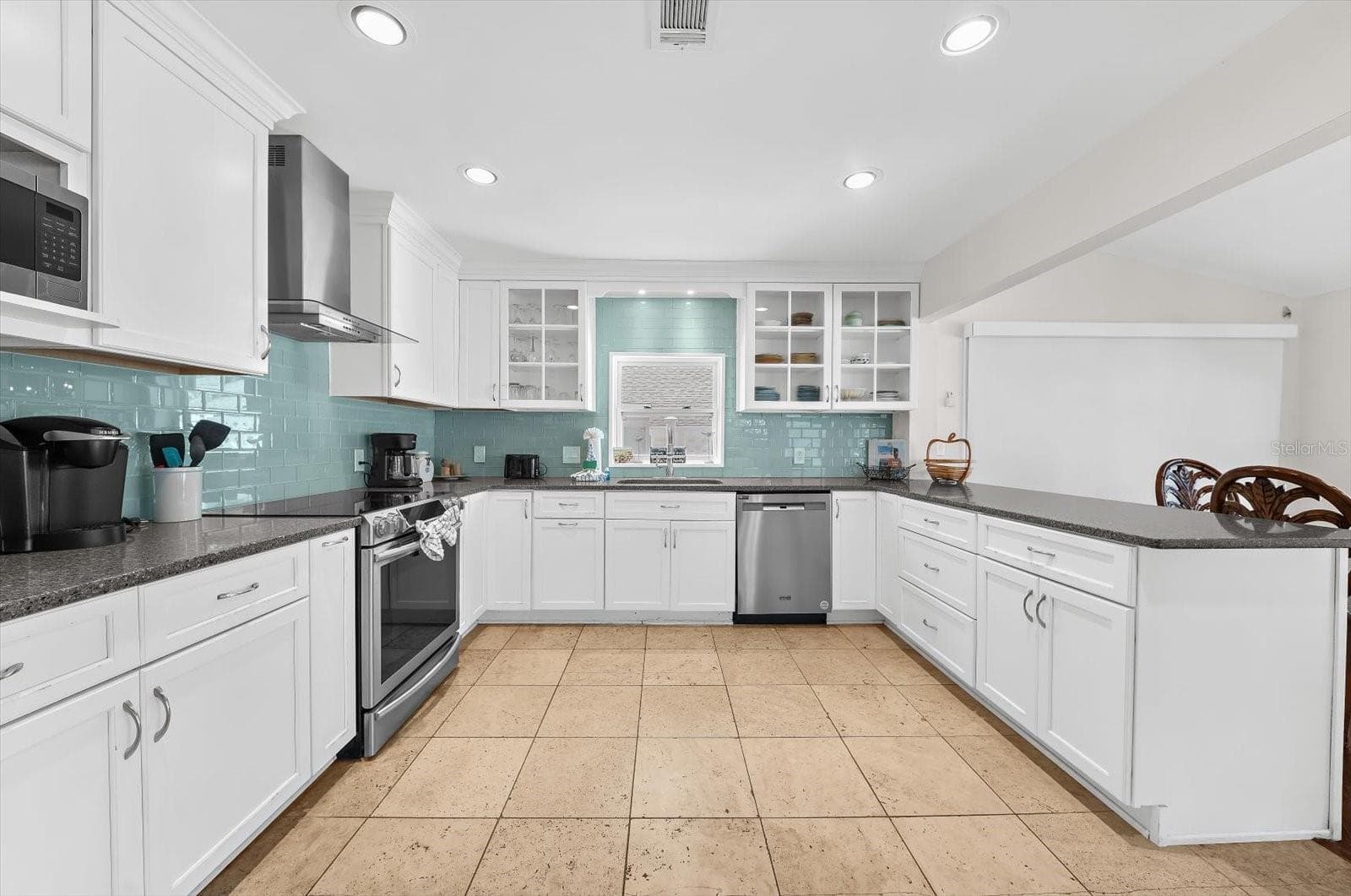 Single Family Residence at 19 CAMBRIA ST, CLEARWATER, photo 31 of 63