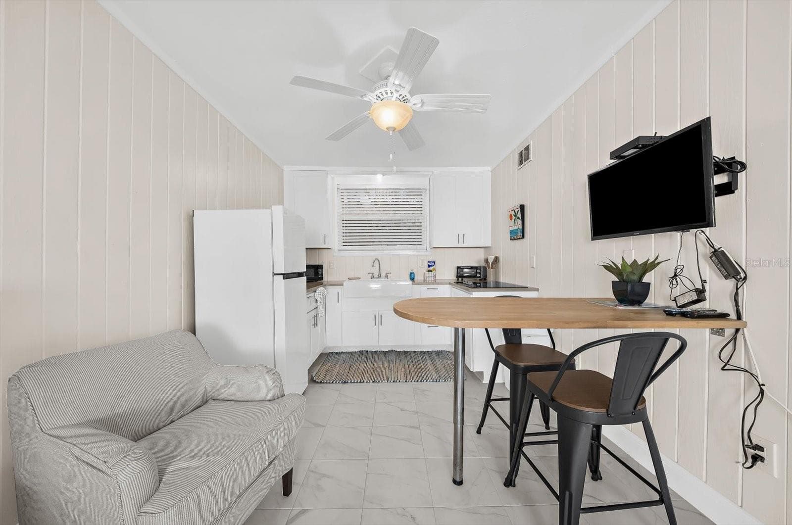 Single Family Residence at 19 CAMBRIA ST, CLEARWATER, photo 39 of 63