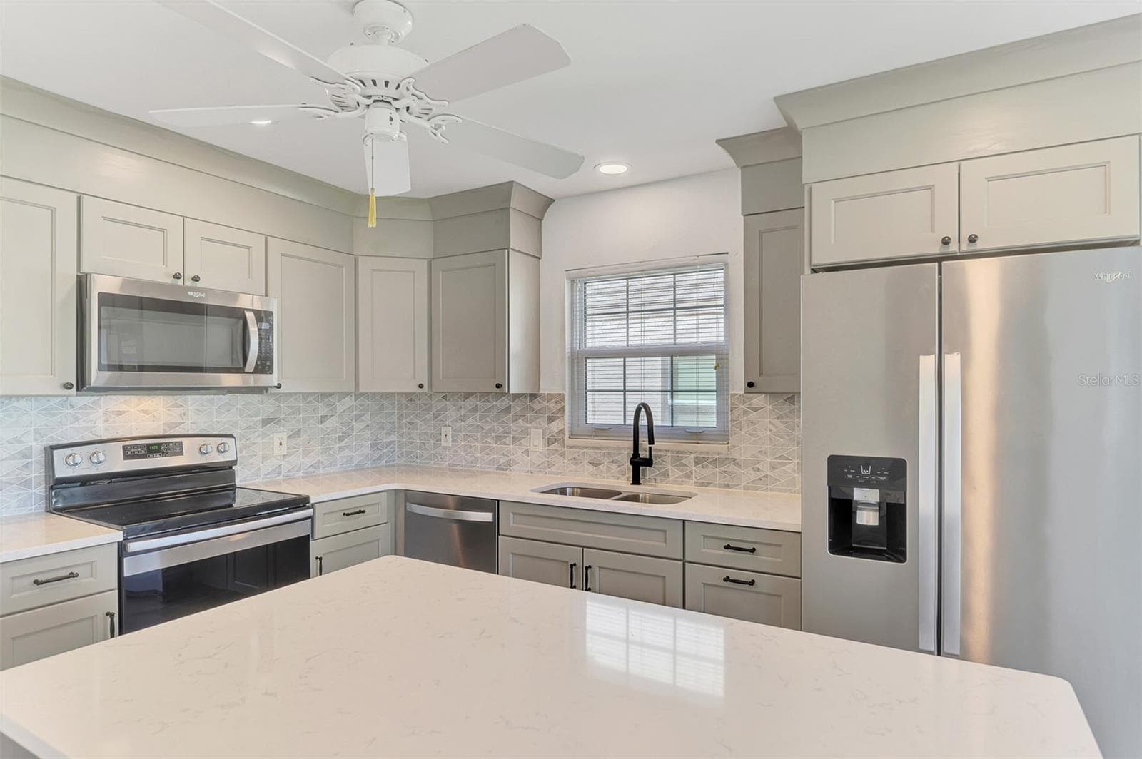 Plenty of Counter Space - 238 PARK FOREST BLVD #146, ENGLEWOOD