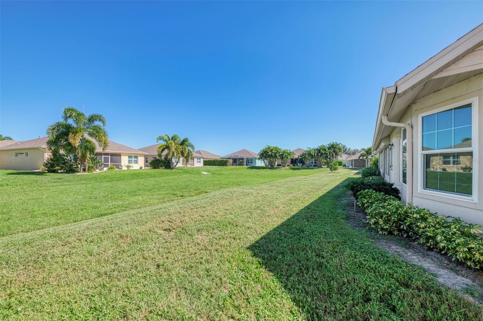 Yard - 238 PARK FOREST BLVD #146, ENGLEWOOD