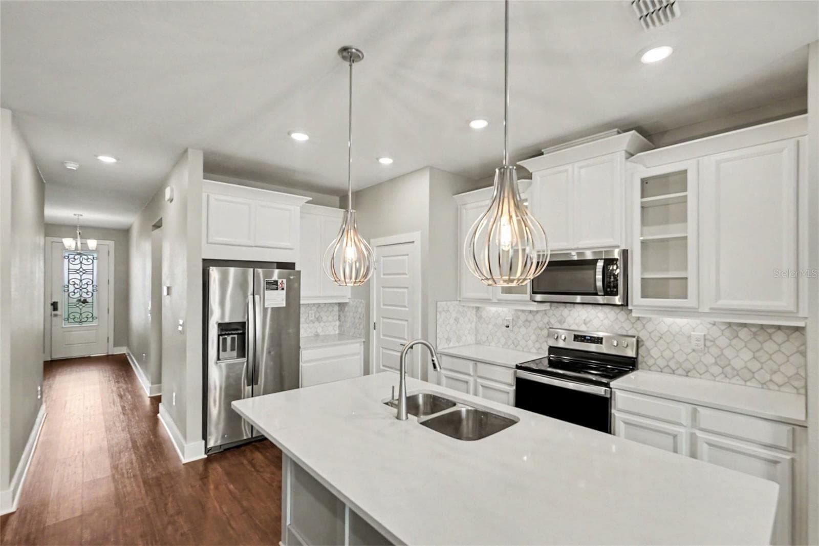 Single Family Residence at 34356 EVERGREEN HILL CT, WESLEY CHAPEL, photo 5 of 15