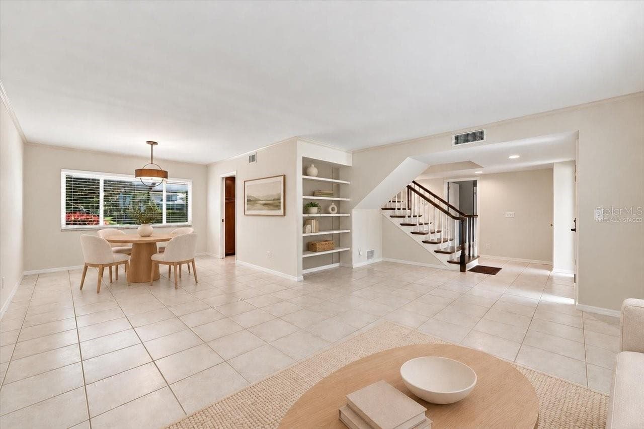 virtually staged - 4110 CARROLLWOOD VILLAGE DR, TAMPA