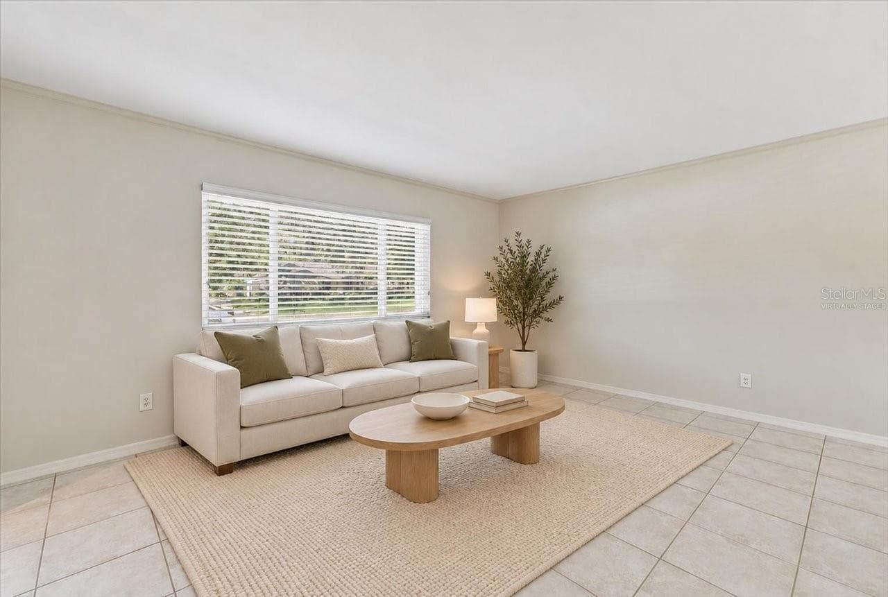 virtually staged - 4110 CARROLLWOOD VILLAGE DR, TAMPA