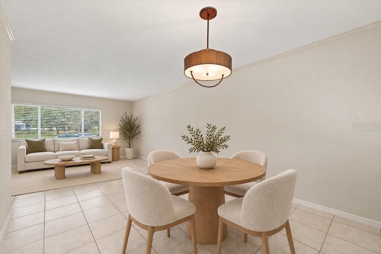 virtually staged - 4110 CARROLLWOOD VILLAGE DR, TAMPA