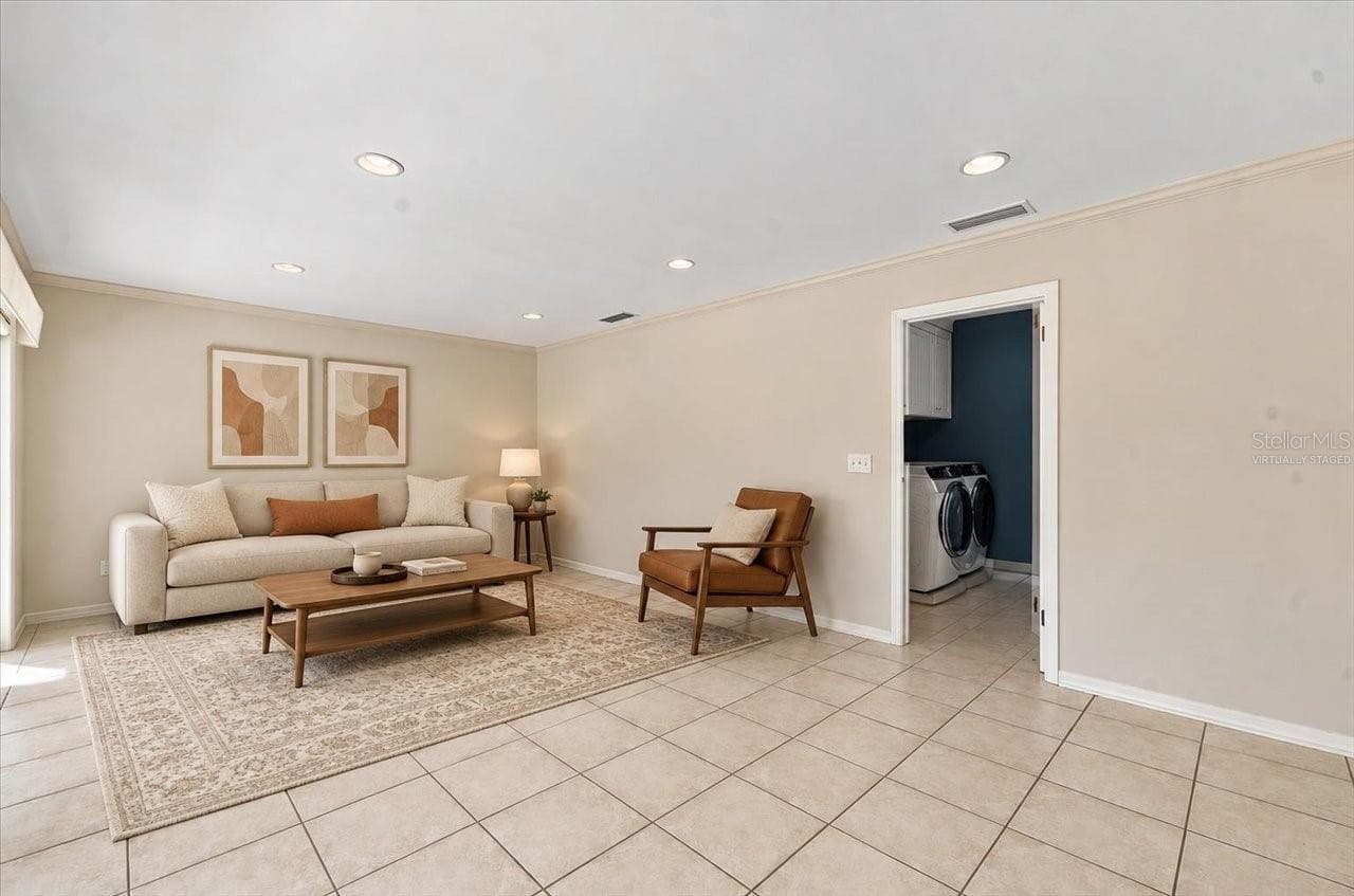 virtually staged - 4110 CARROLLWOOD VILLAGE DR, TAMPA