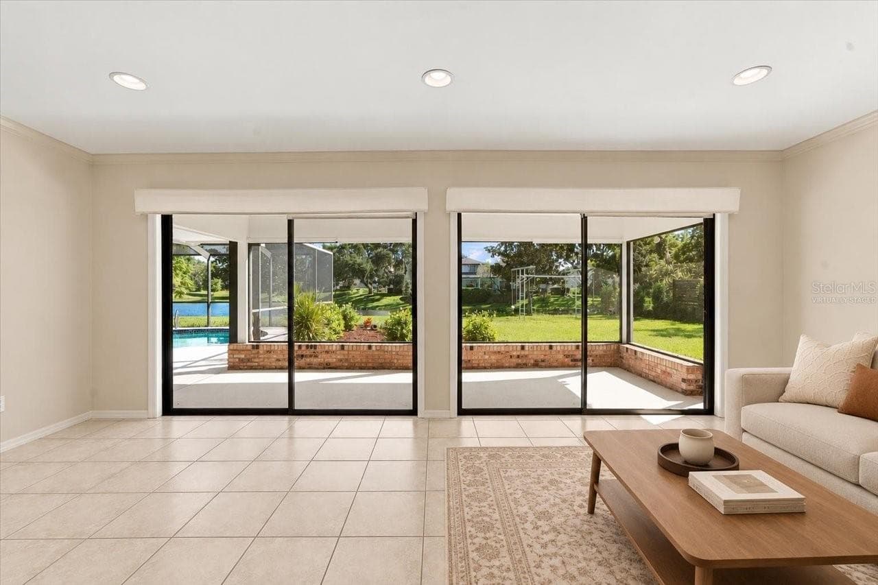 virtually staged - 4110 CARROLLWOOD VILLAGE DR, TAMPA