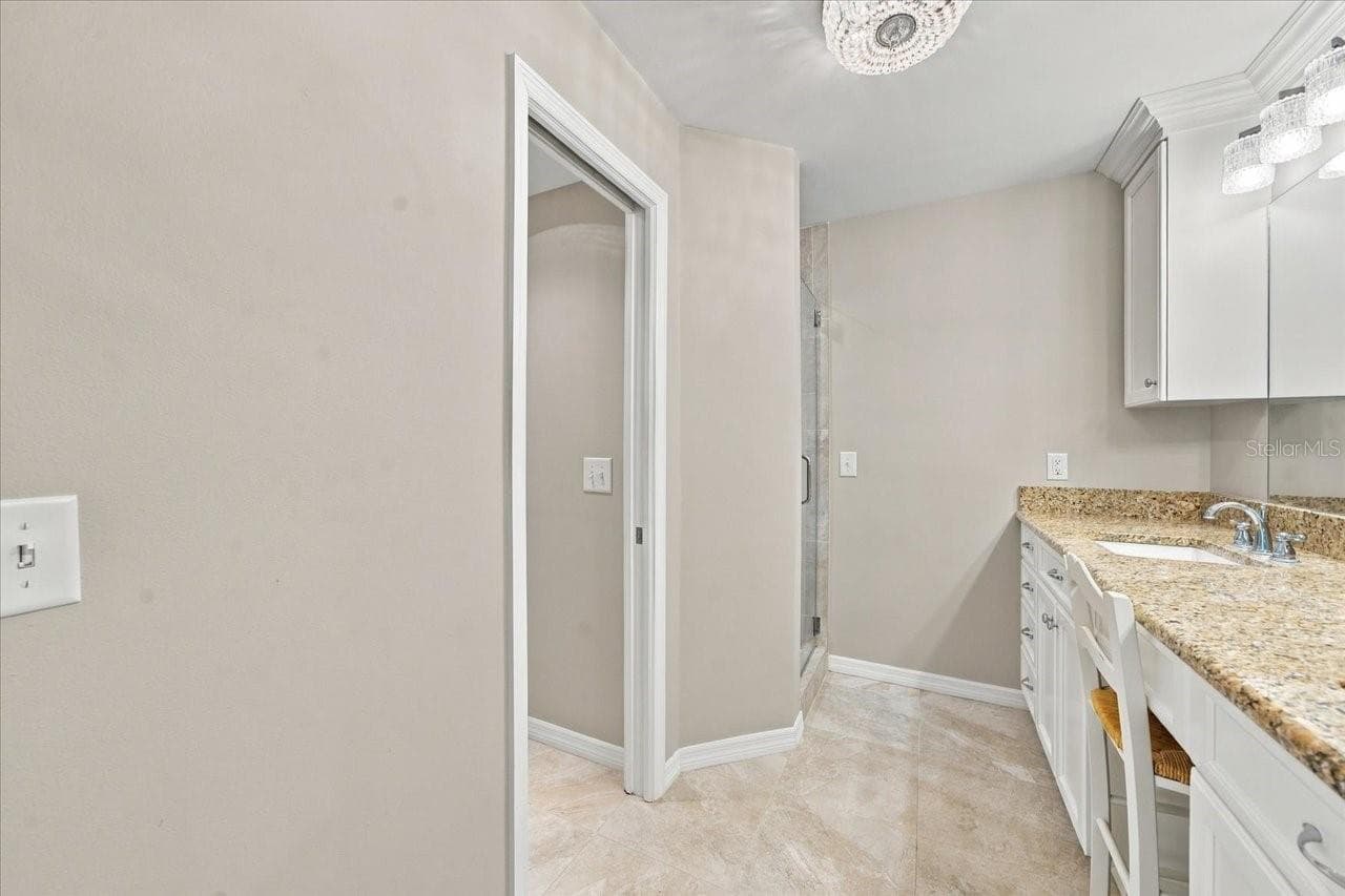 Single Family Residence at 4110 CARROLLWOOD VILLAGE DR, TAMPA, photo 34 of 54