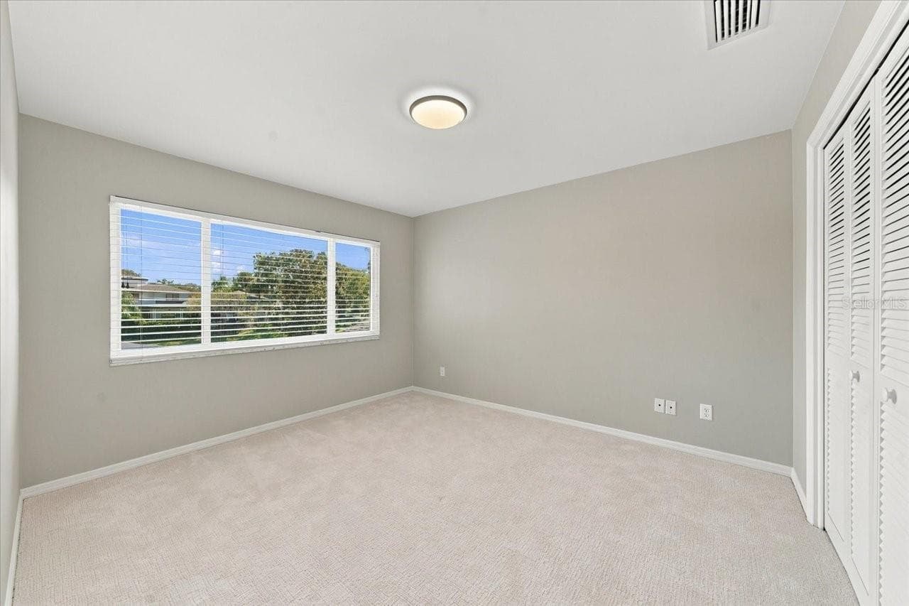 Single Family Residence at 4110 CARROLLWOOD VILLAGE DR, TAMPA, photo 40 of 54