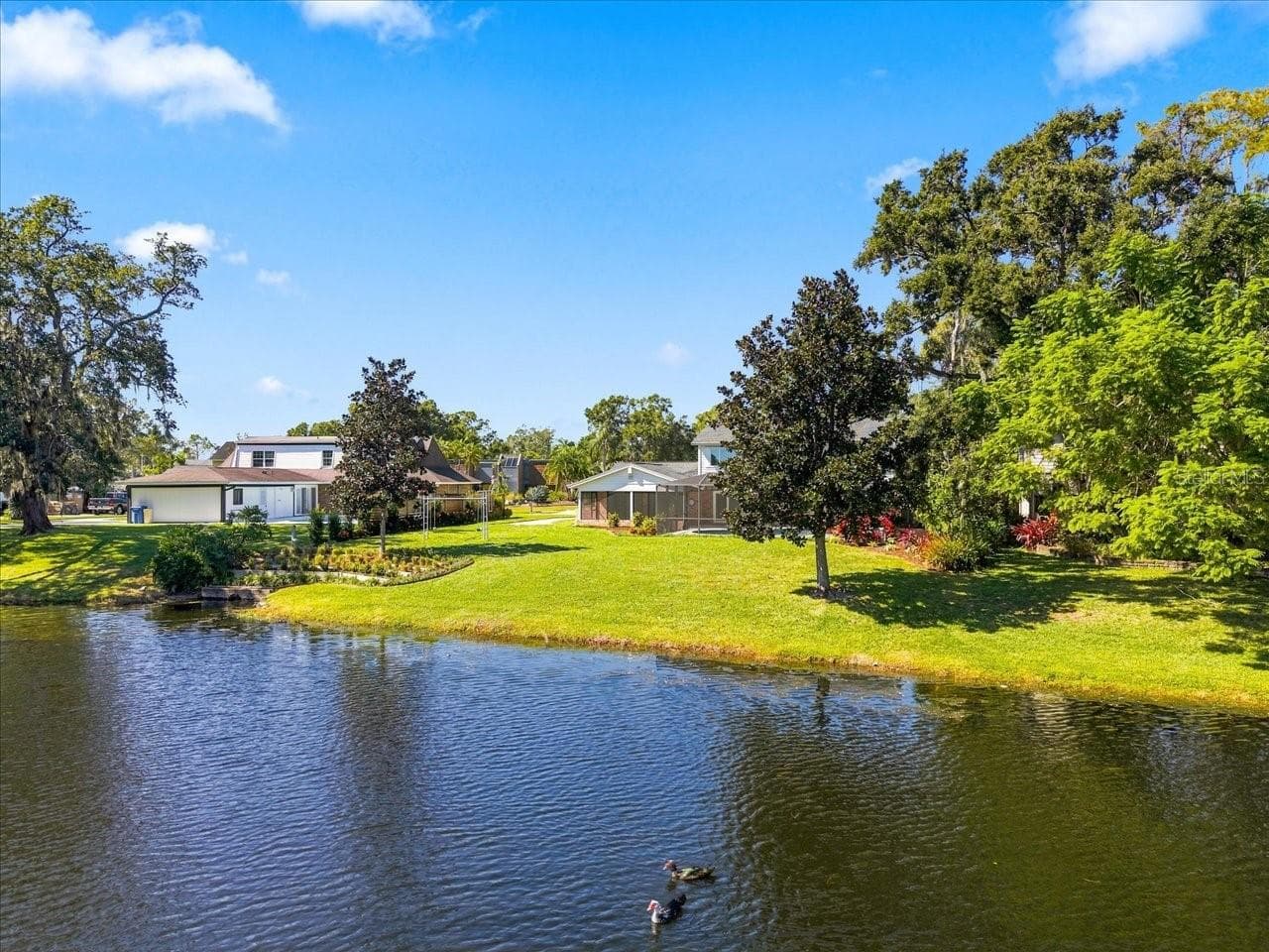 Single Family Residence at 4110 CARROLLWOOD VILLAGE DR, TAMPA, photo 51 of 54