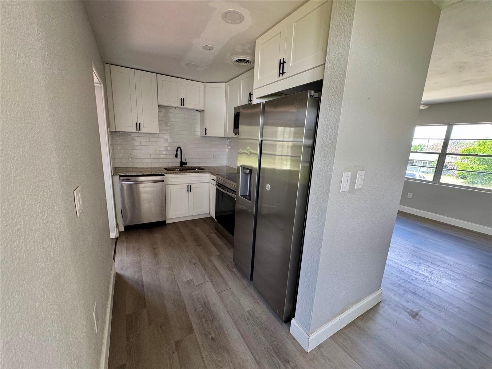 Kitchen - 911 EXMOOR WAY, LAKE WALES