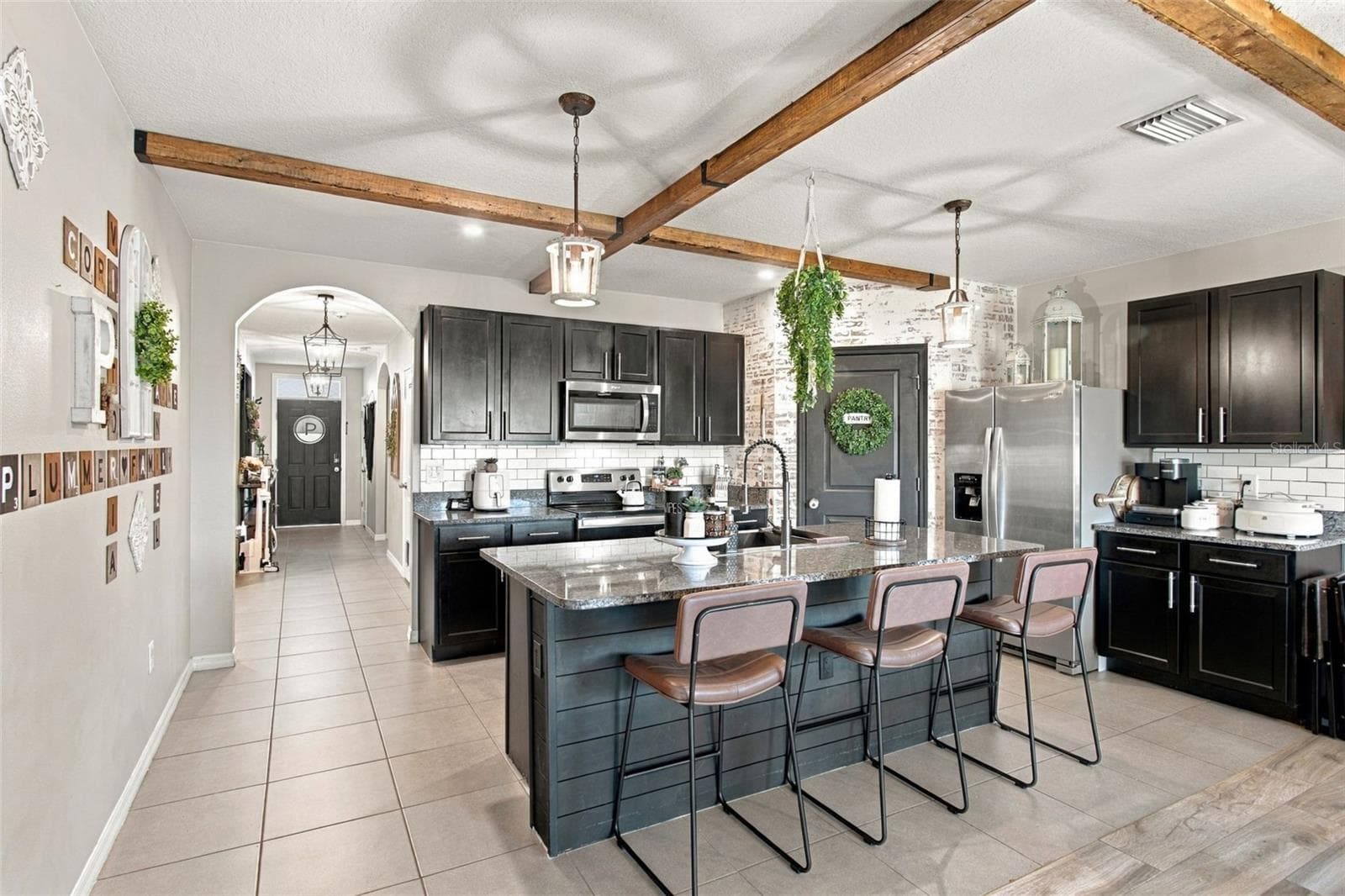 Single Family Residence at 16472 LITTLE GARDEN DR, WIMAUMA, photo 16 of 45