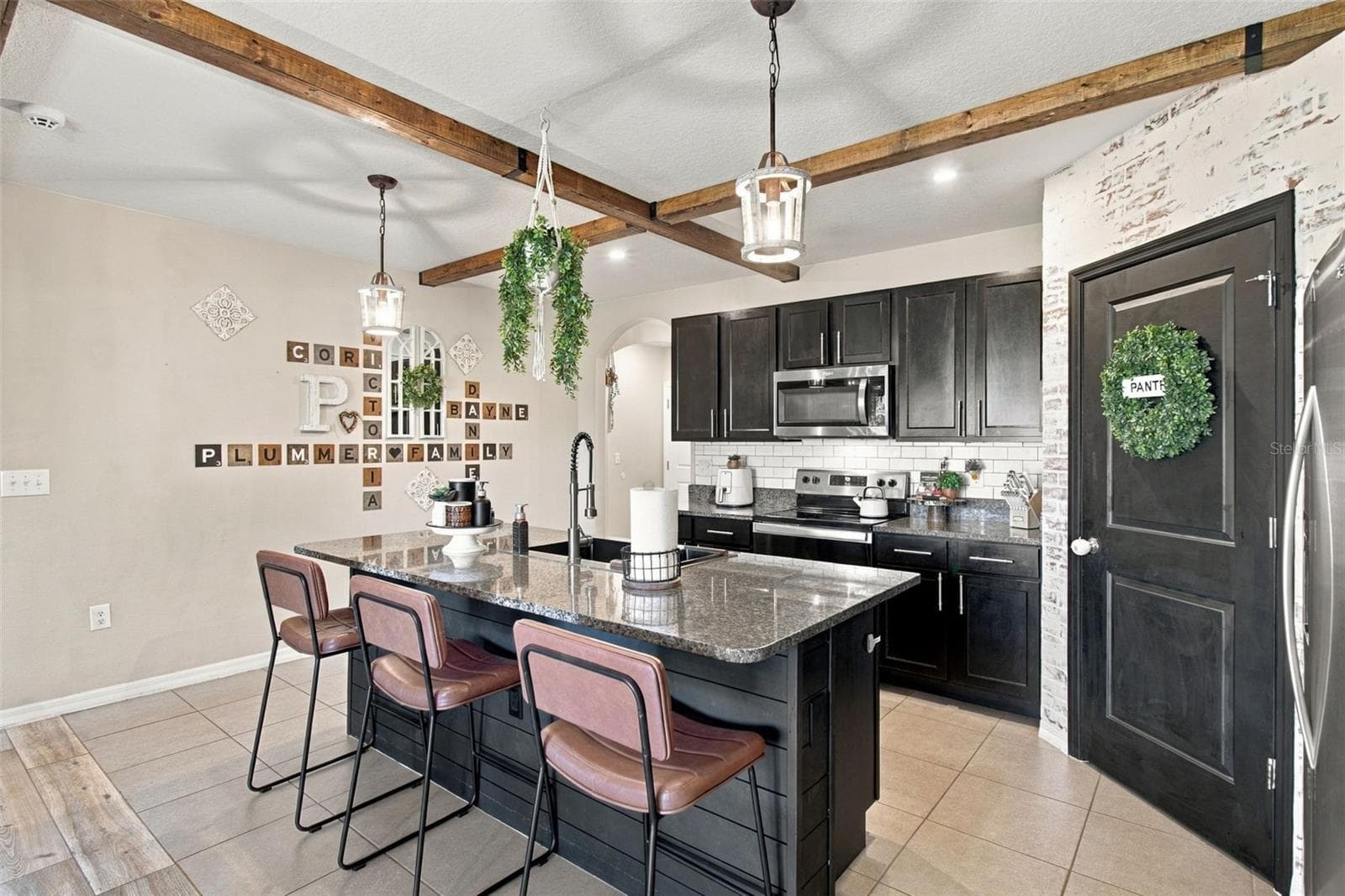 Single Family Residence at 16472 LITTLE GARDEN DR, WIMAUMA, photo 18 of 45