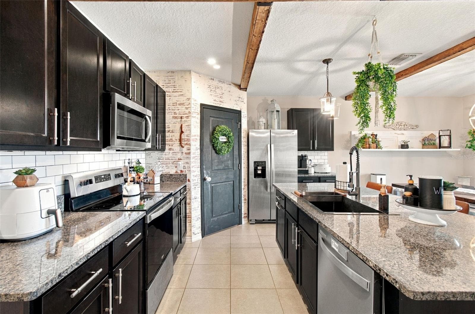 Single Family Residence at 16472 LITTLE GARDEN DR, WIMAUMA, photo 26 of 45