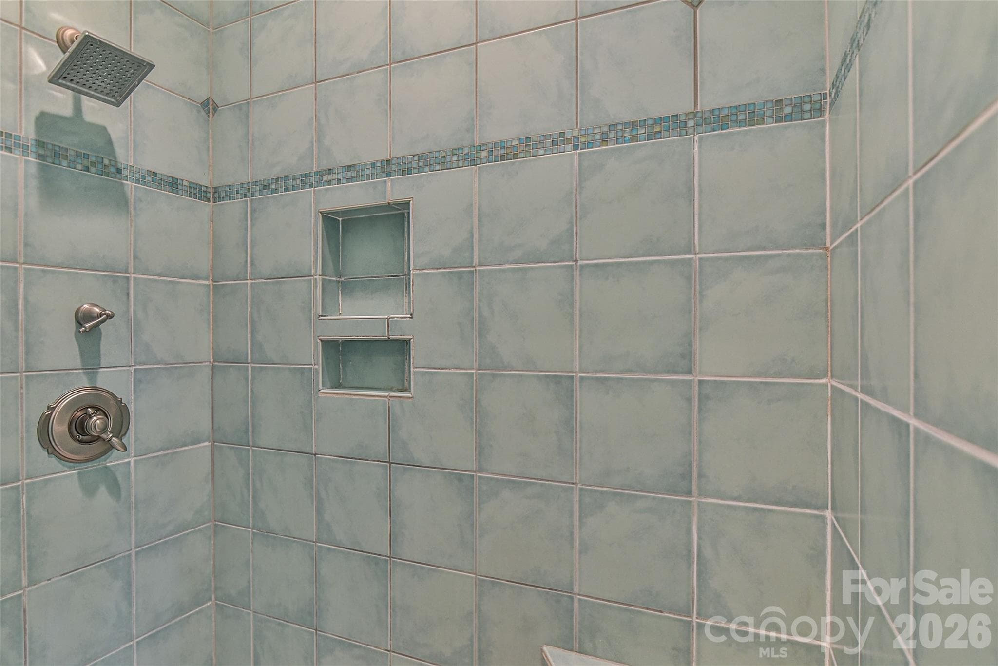 The rain shower. - 39 Oak Hollow Drive, Asheville