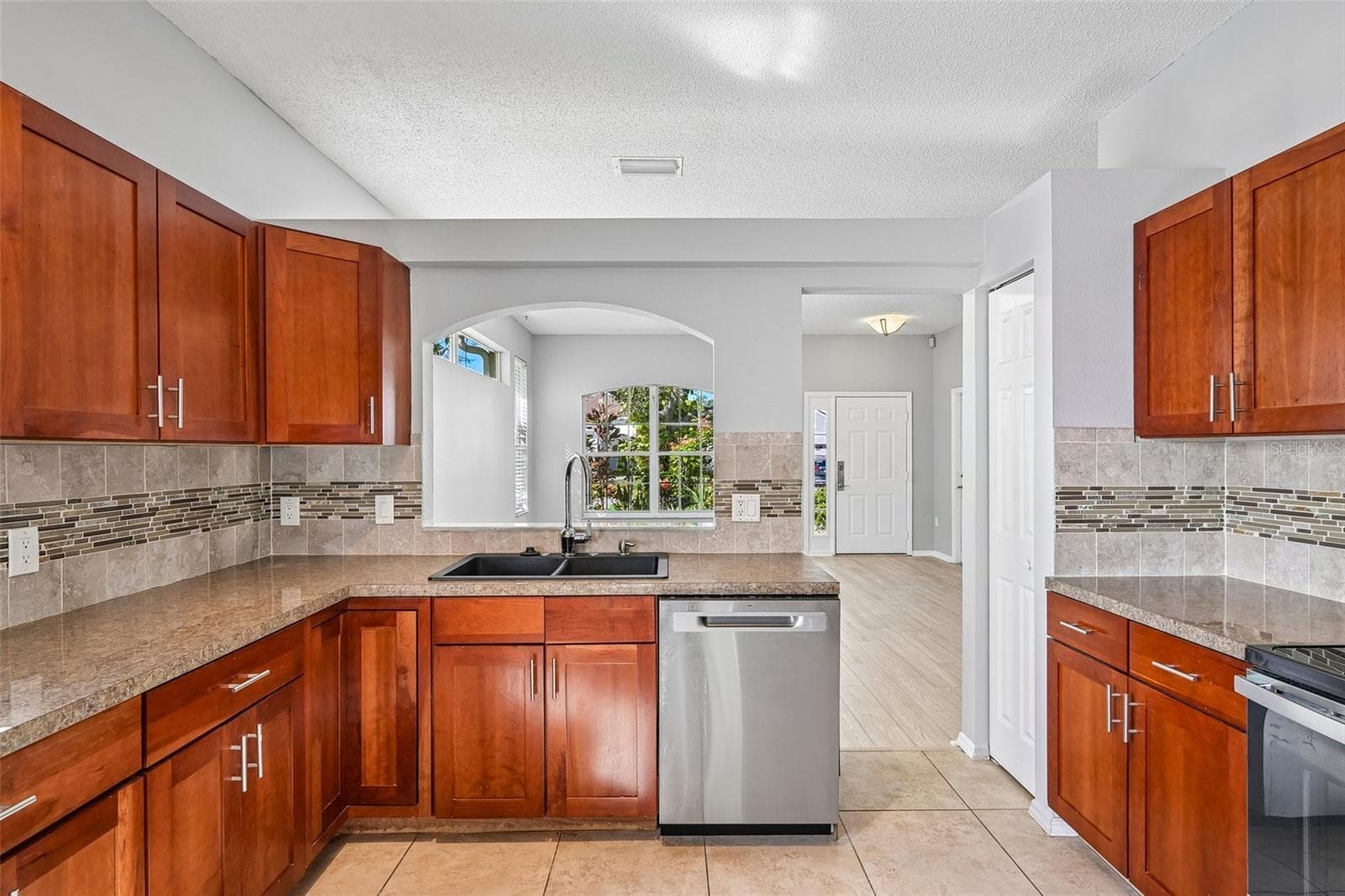 Single Family Residence at 817 TALLGRASS LN, BRADENTON, photo 11 of 43