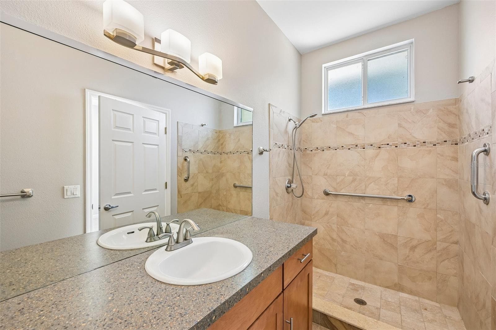 Single Family Residence at 817 TALLGRASS LN, BRADENTON, photo 22 of 43