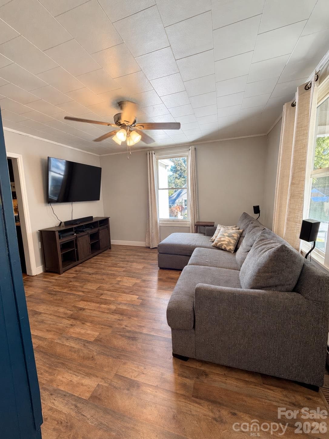 Single Family Residence at 166 7th Street, Marion, photo 9 of 19
