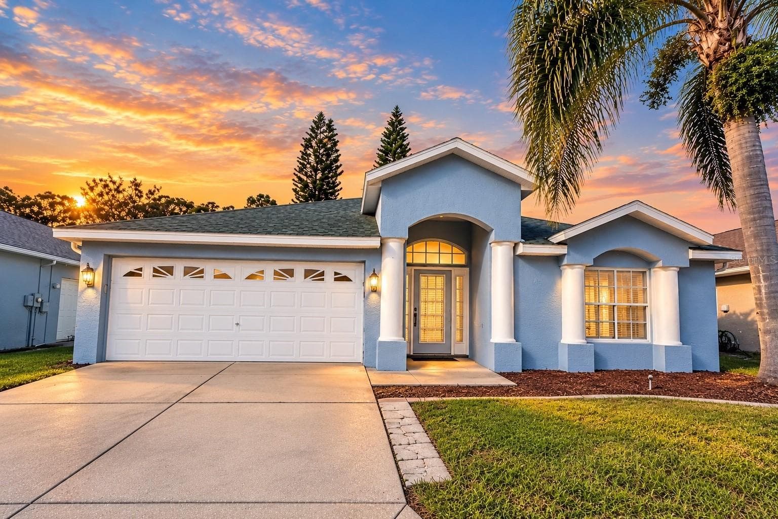 7823 FLORADORA DR
