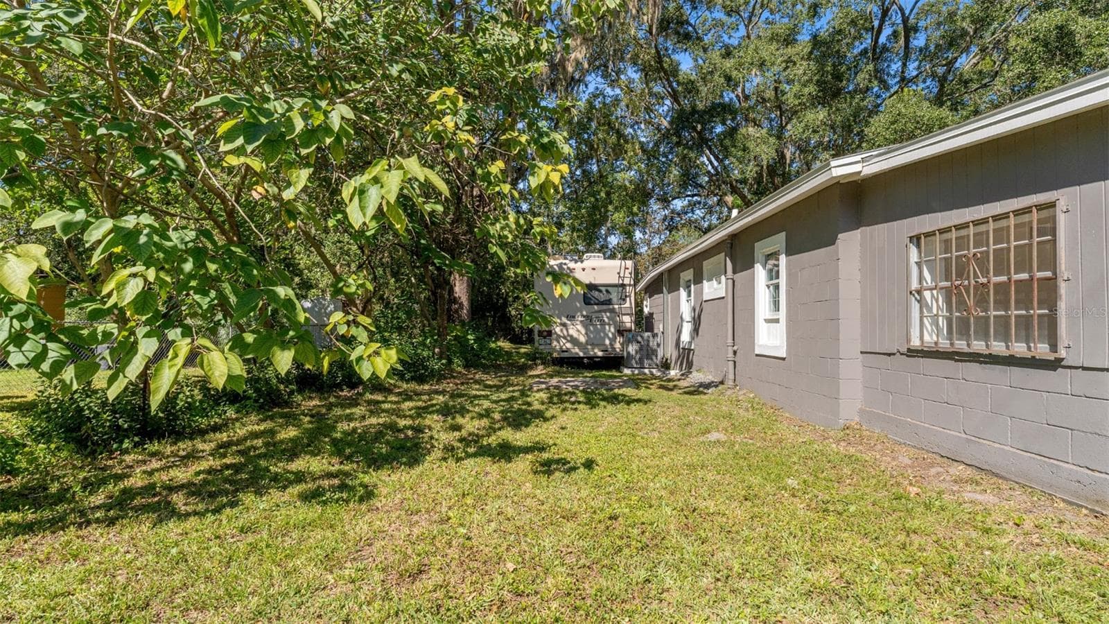 Single Family Residence at 2410 NE 3RD PL, GAINESVILLE, photo 29 of 33