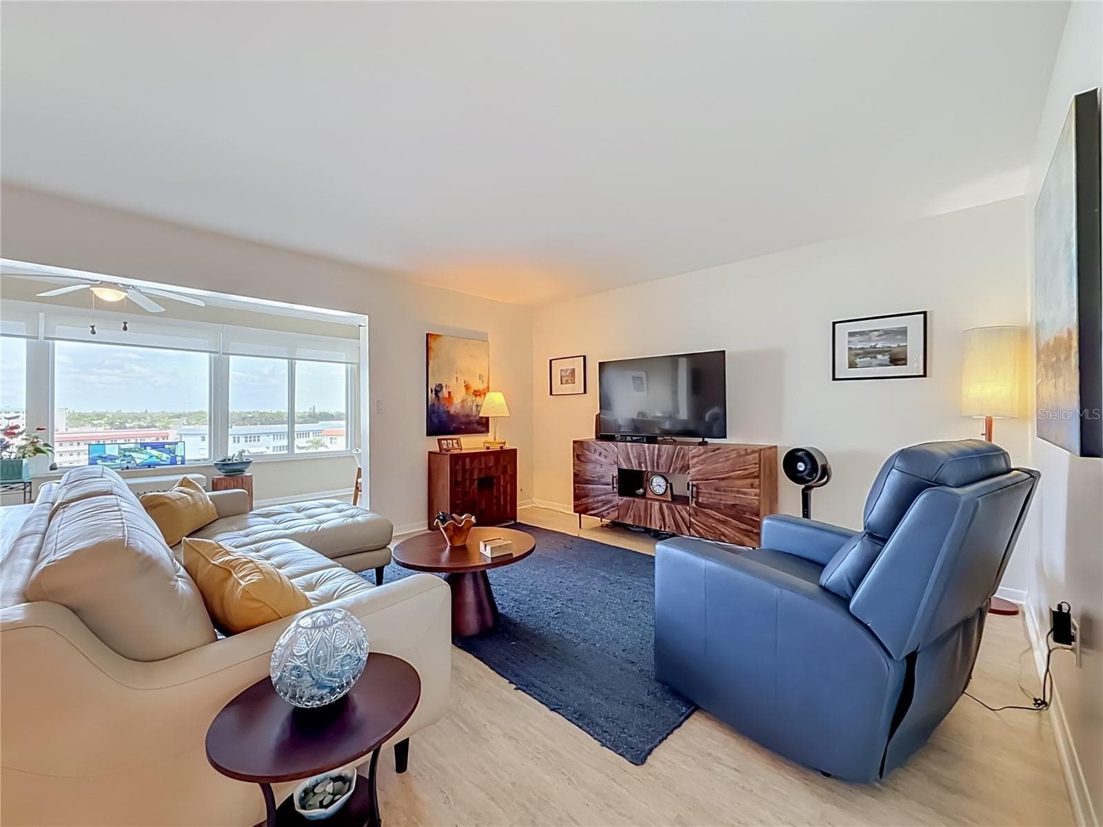 Condominium at 5925 SHORE BLVD S #611, GULFPORT, photo 14 of 31