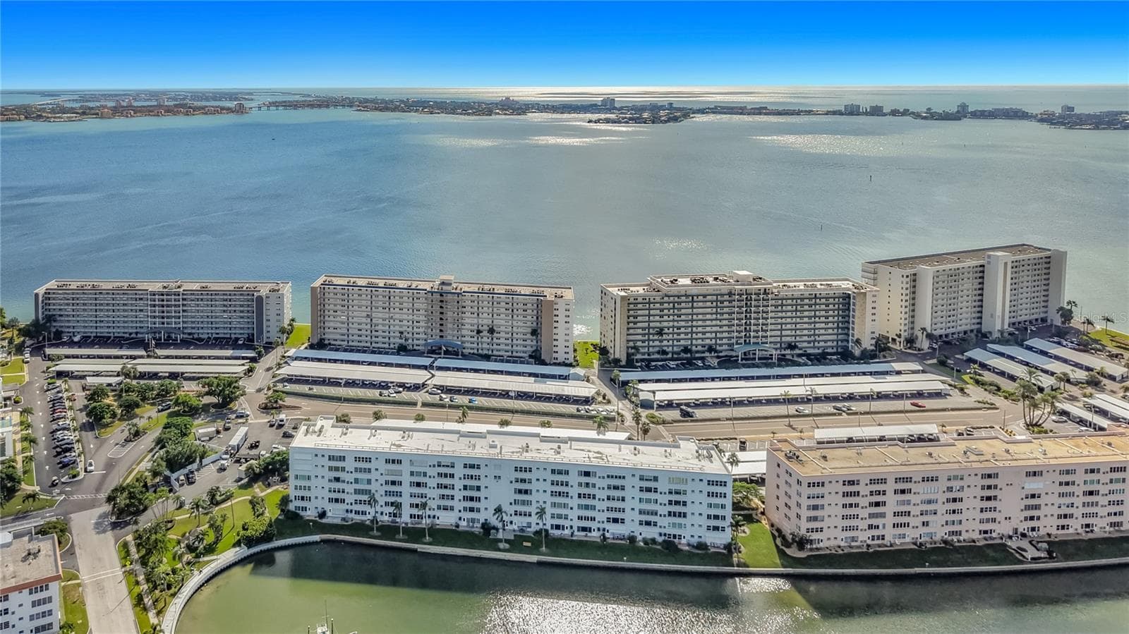 Condominium at 5925 SHORE BLVD S #611, GULFPORT, photo 29 of 31