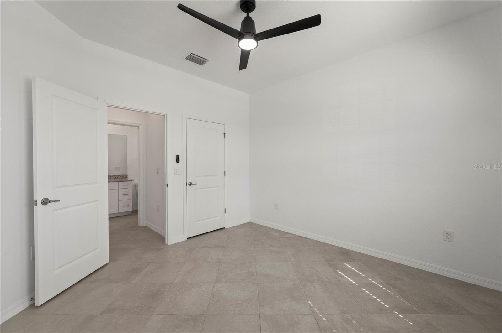 Single Family Residence at 16852 TERRAPIN KEY DR, PORT CHARLOTTE, photo 24 of 39