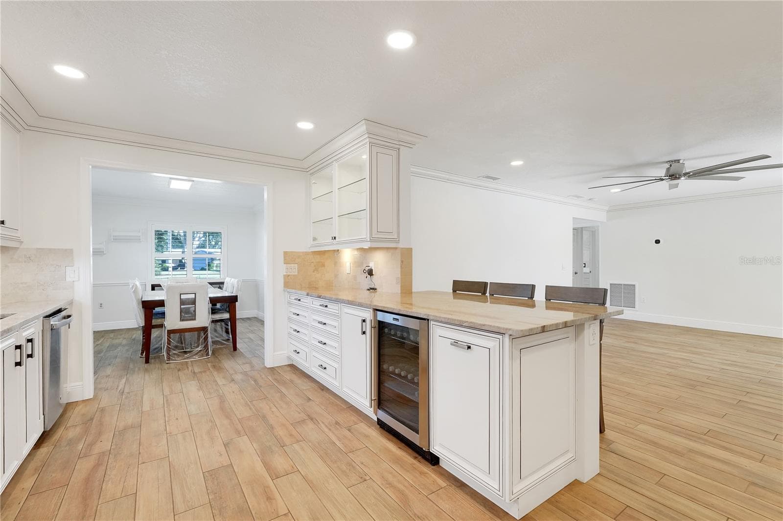 Single Family Residence at 7606 ORANGE TREE LN, ORLANDO, photo 18 of 46