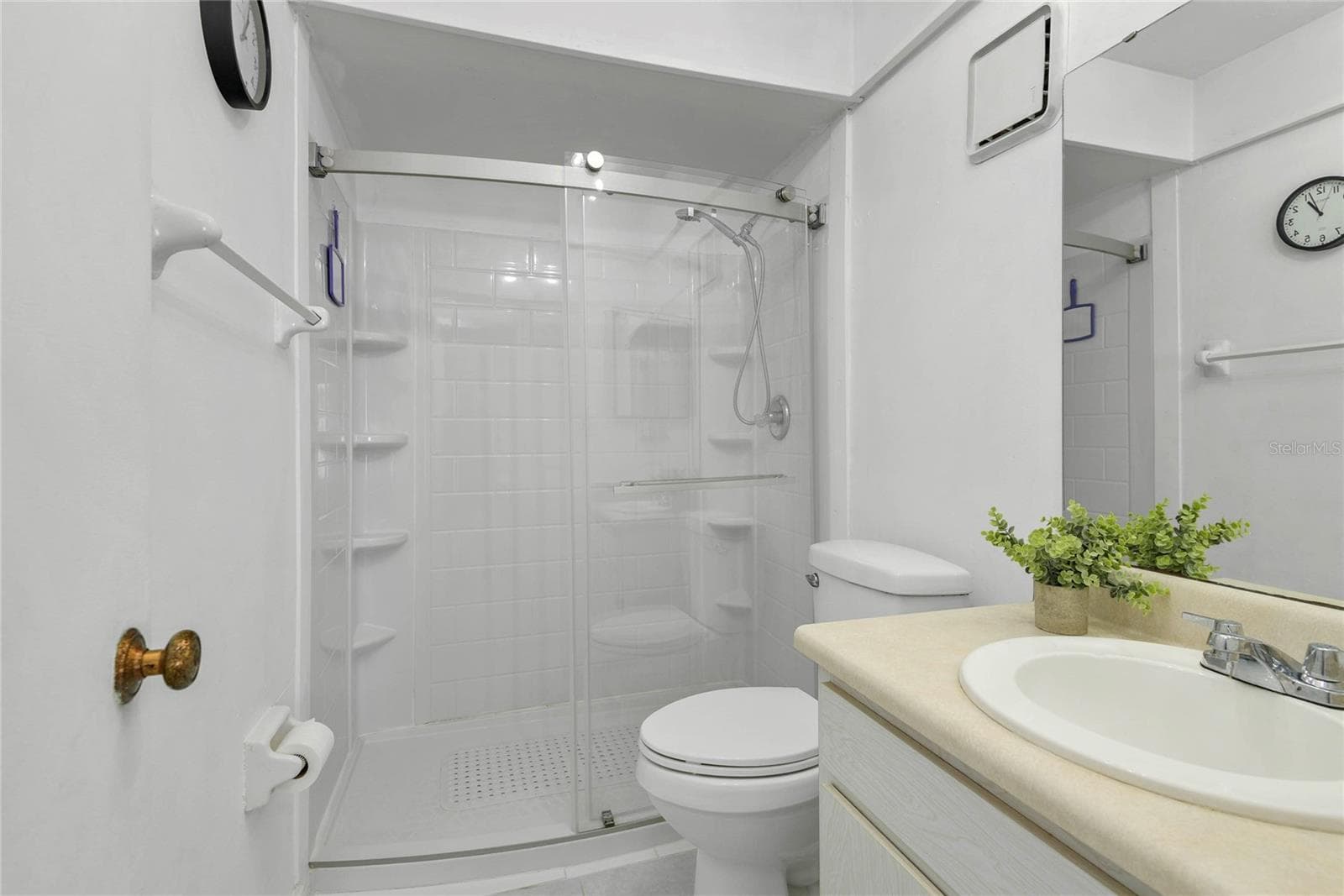Condominium at 1507 GROVE ST, MAITLAND, photo 15 of 21