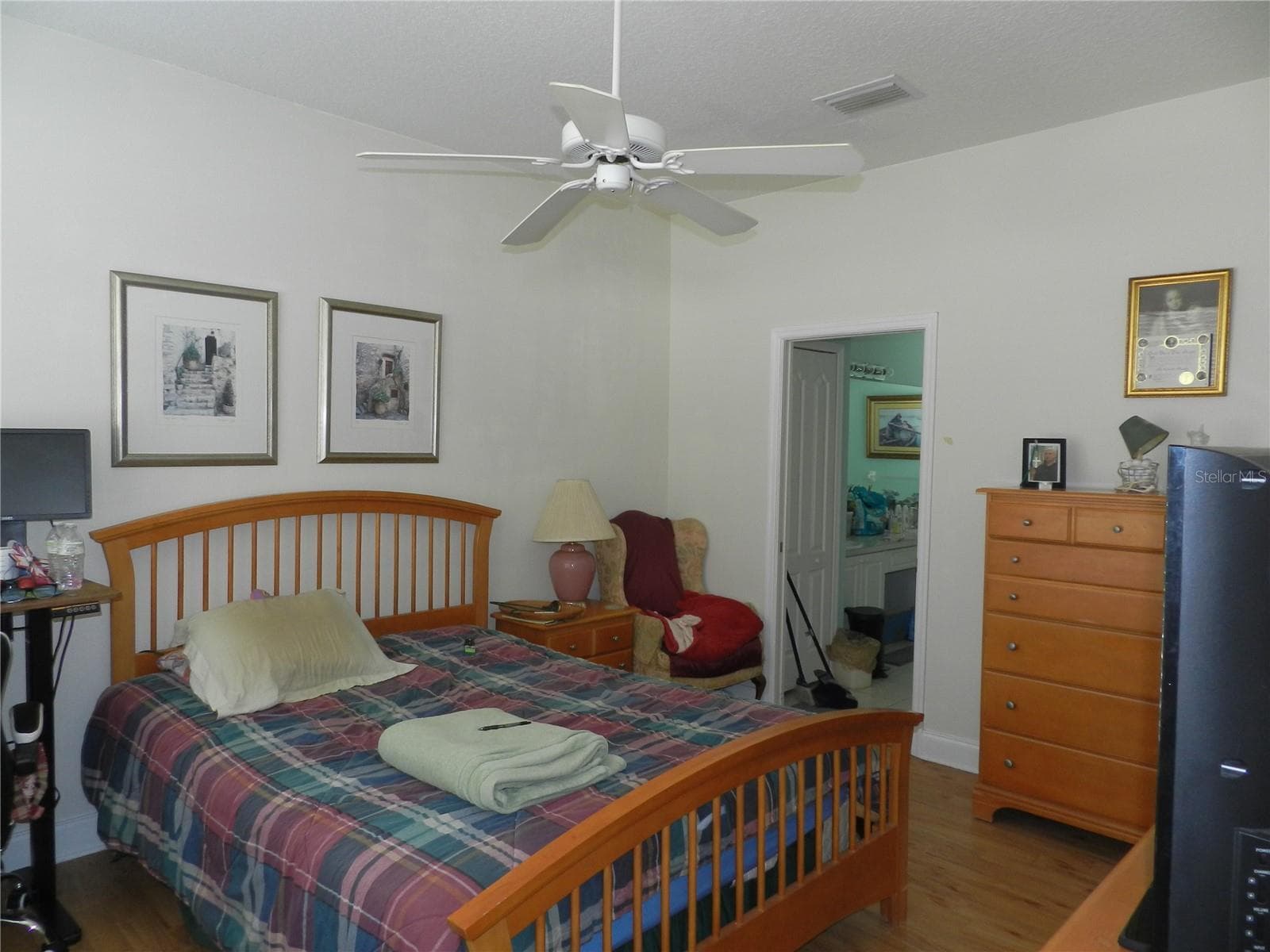 Single Family Residence at 1040 FOX HOLLOW RUN, DUNEDIN, photo 18 of 34