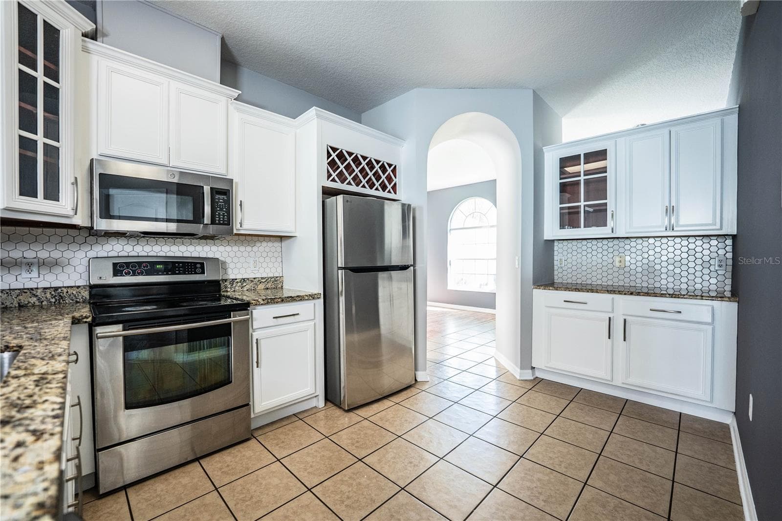 Single Family Residence at 9975 SHADOW CREEK DR, ORLANDO, photo 12 of 37