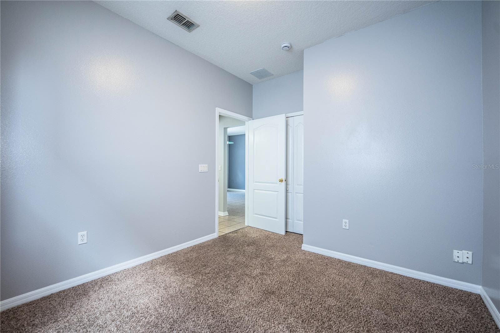 Single Family Residence at 9975 SHADOW CREEK DR, ORLANDO, photo 24 of 37