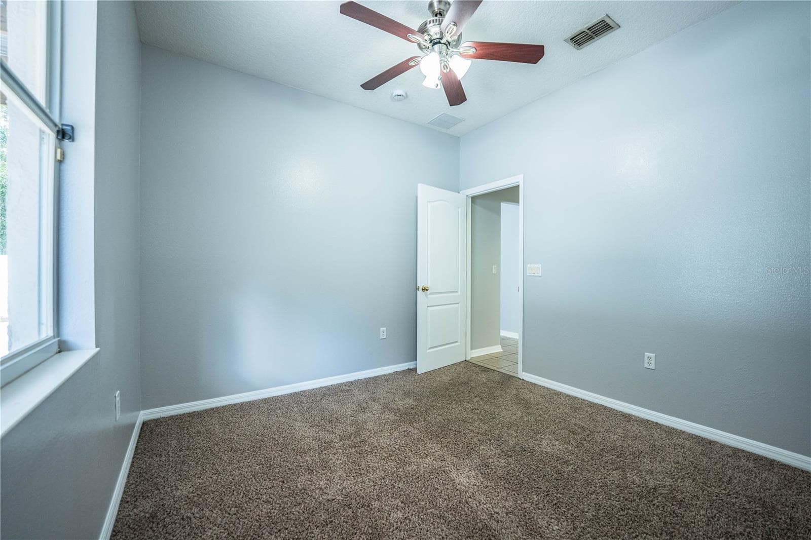 Single Family Residence at 9975 SHADOW CREEK DR, ORLANDO, photo 26 of 37