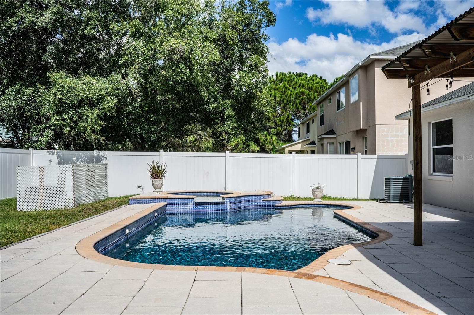 Single Family Residence at 9975 SHADOW CREEK DR, ORLANDO, photo 35 of 37