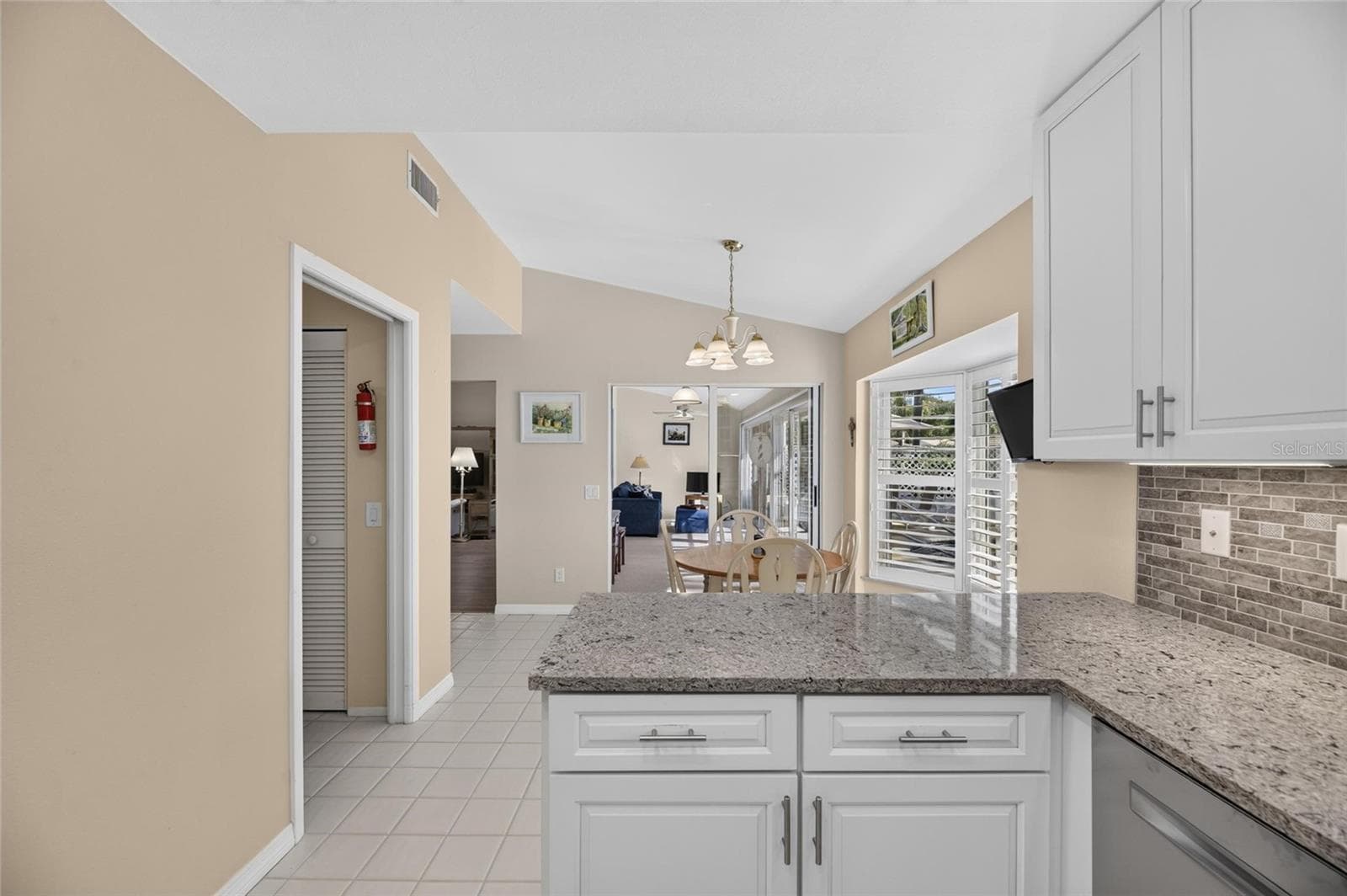 Single Family Residence at 5713 GARDEN LAKES MAJESTIC, BRADENTON, photo 25 of 100
