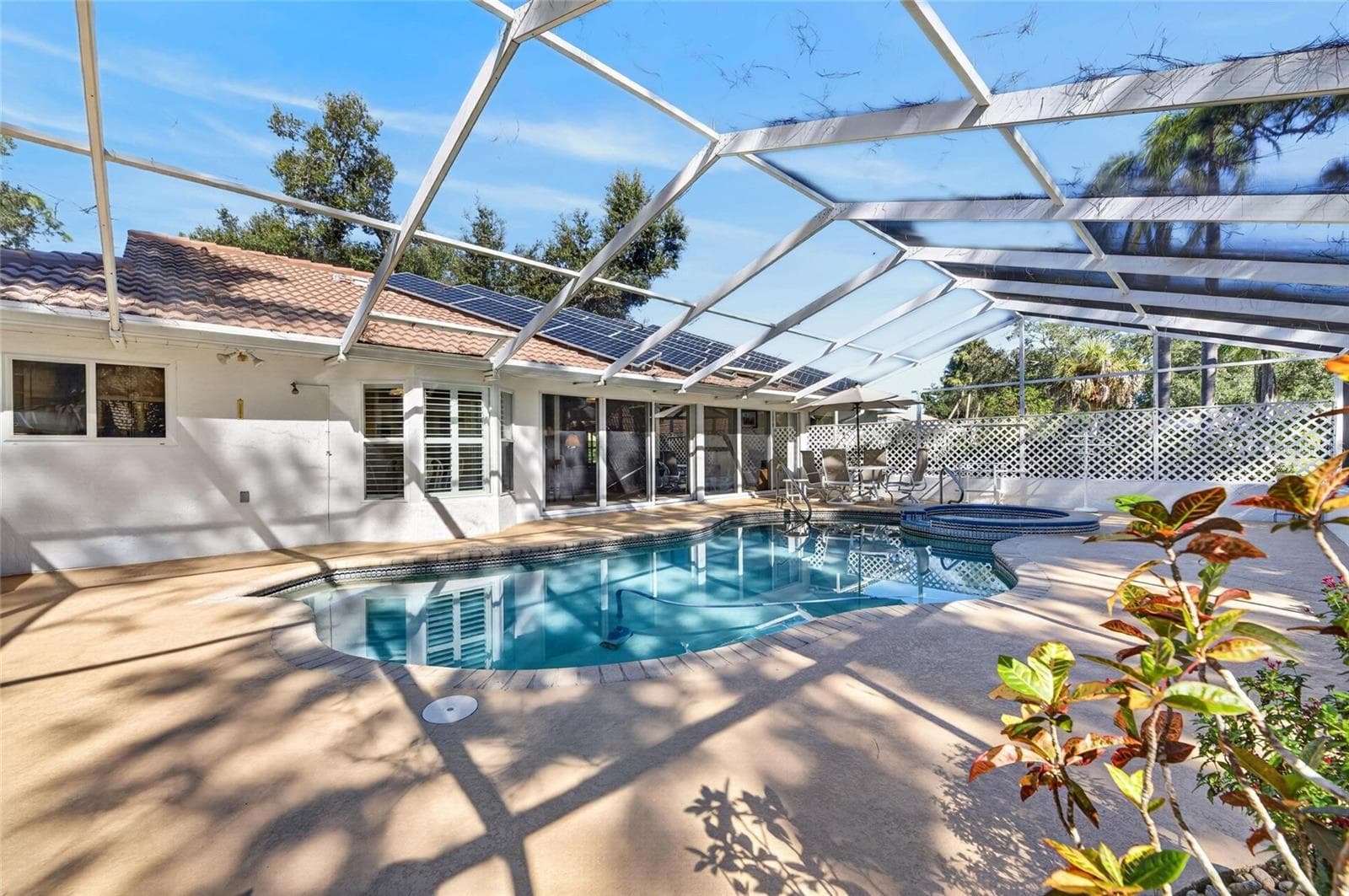 Single Family Residence at 5713 GARDEN LAKES MAJESTIC, BRADENTON, photo 50 of 100