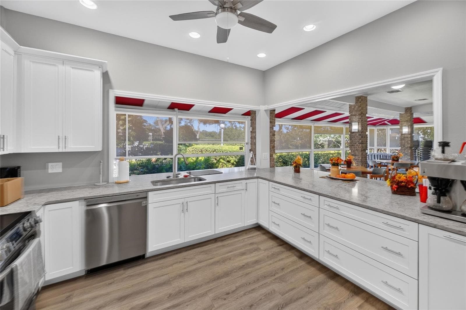 Single Family Residence at 5713 GARDEN LAKES MAJESTIC, BRADENTON, photo 62 of 100