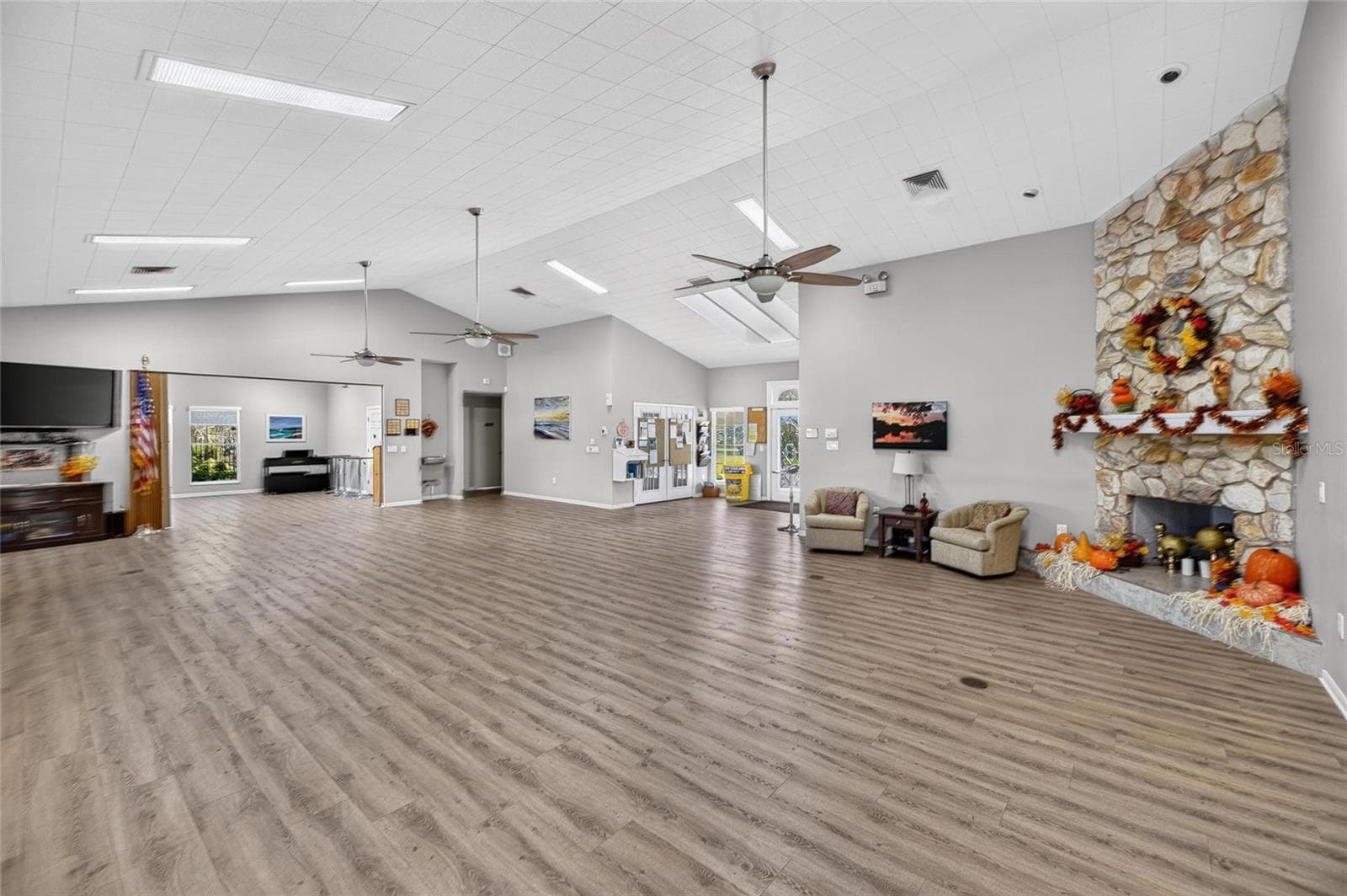 Single Family Residence at 5713 GARDEN LAKES MAJESTIC, BRADENTON, photo 66 of 100