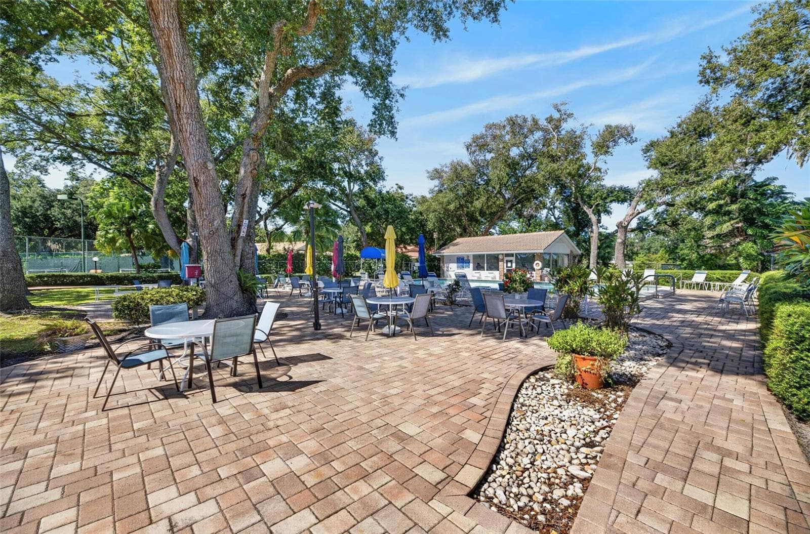 Single Family Residence at 5713 GARDEN LAKES MAJESTIC, BRADENTON, photo 67 of 100