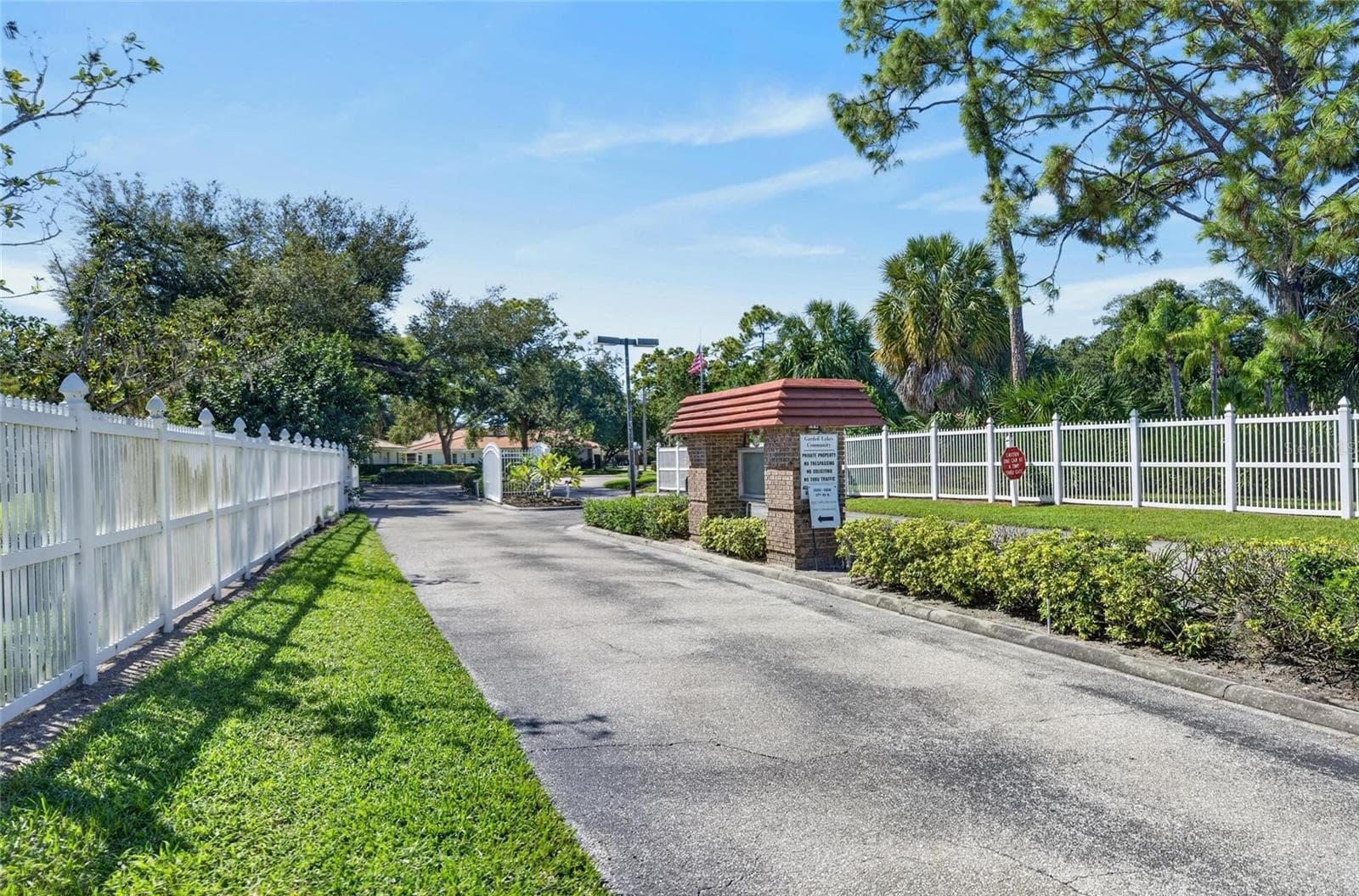 Single Family Residence at 5713 GARDEN LAKES MAJESTIC, BRADENTON, photo 79 of 100