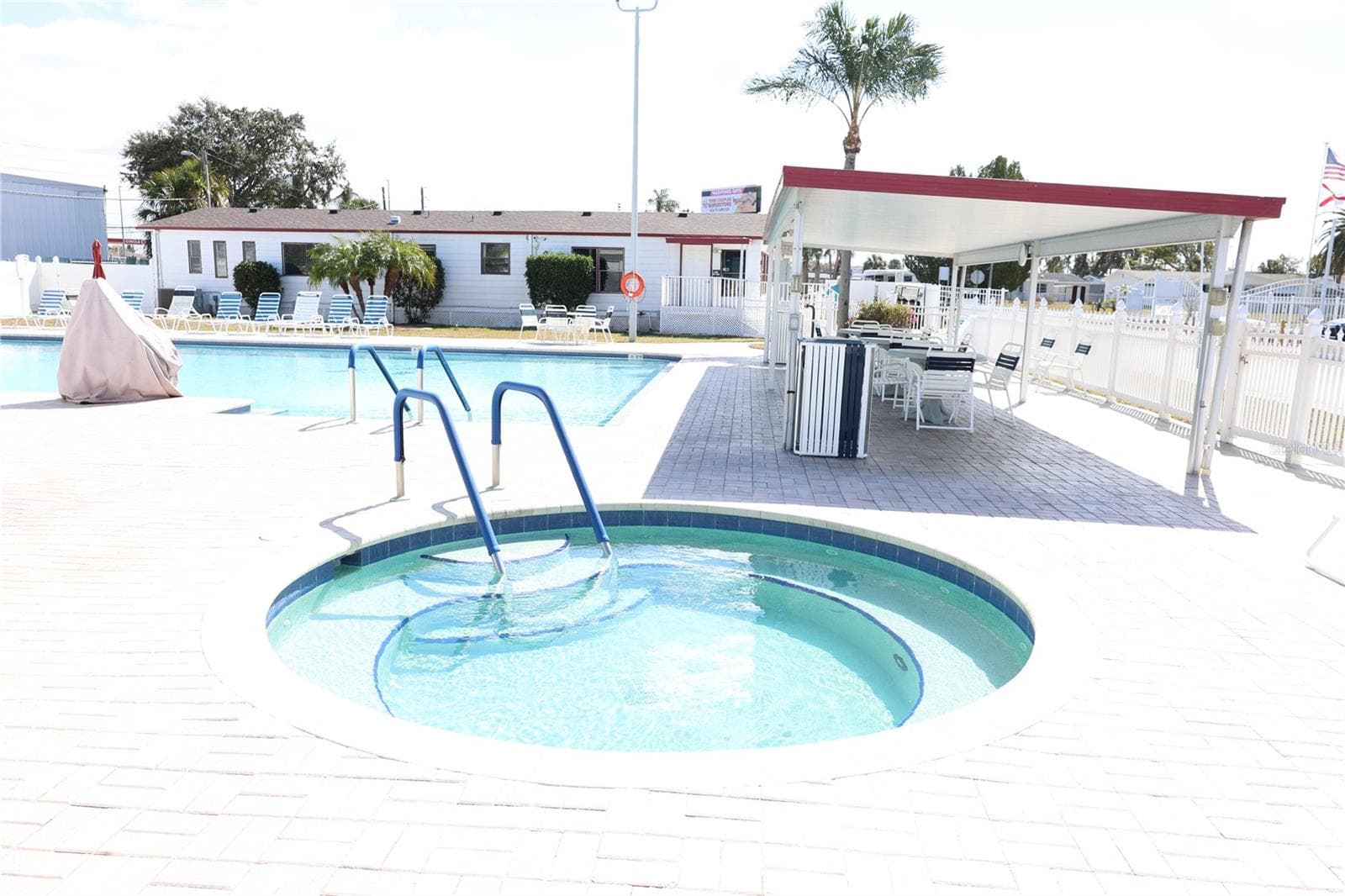 Mobile Home at 6608 ROOSEVELT DR, PORT RICHEY, photo 6 of 31