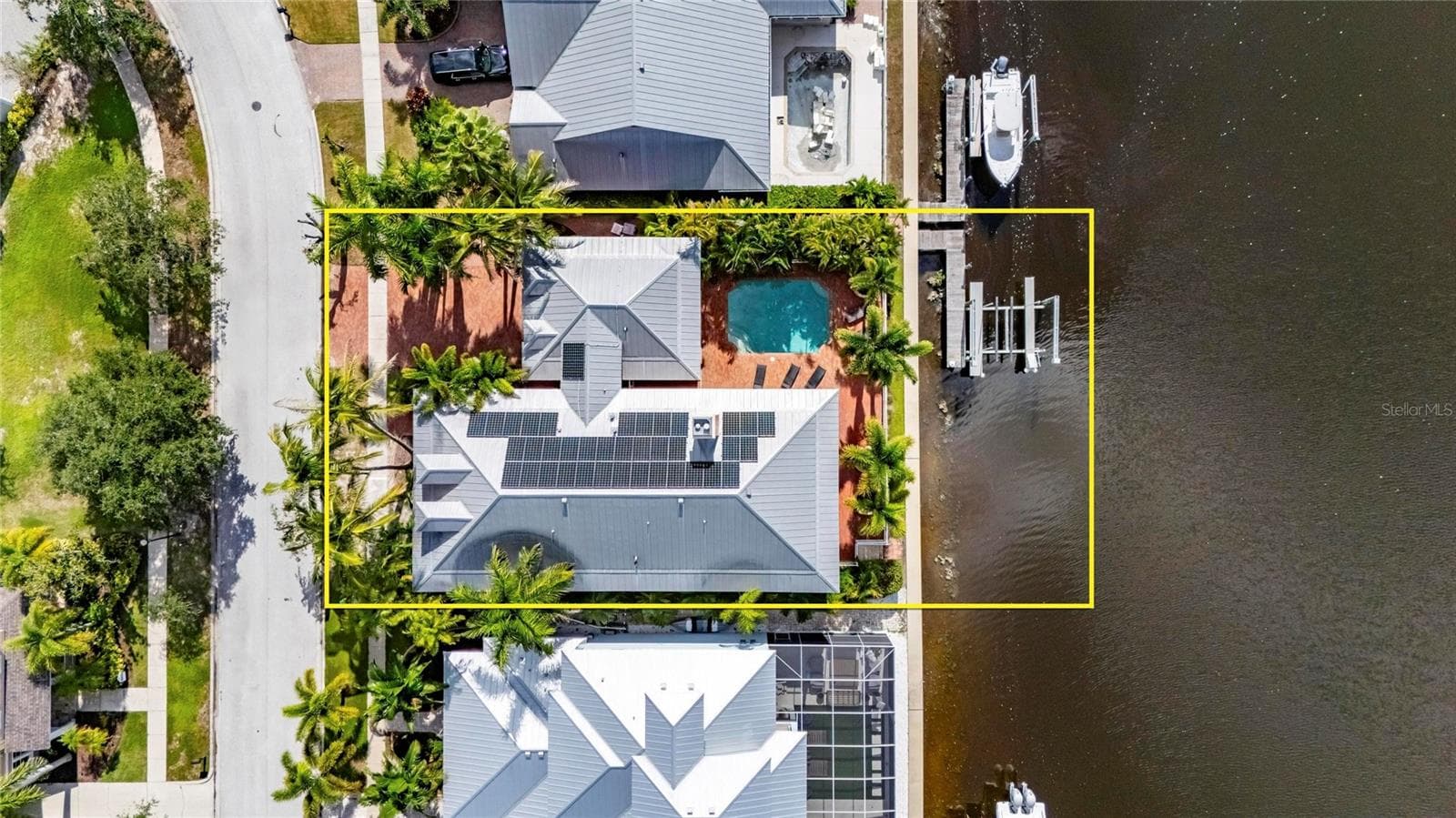Single Family Residence at 825 ISLEBAY DR, APOLLO BEACH, photo 5 of 100