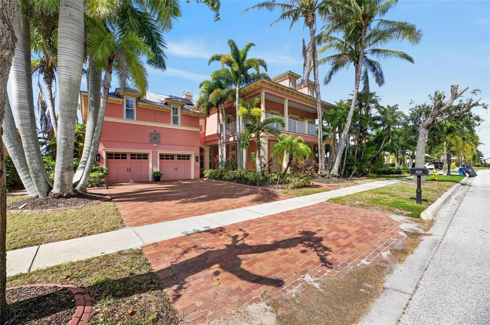 Single Family Residence at 825 ISLEBAY DR, APOLLO BEACH, photo 6 of 100