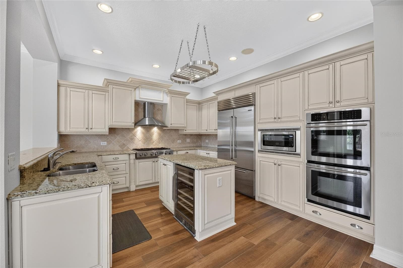 Single Family Residence at 825 ISLEBAY DR, APOLLO BEACH, photo 29 of 100